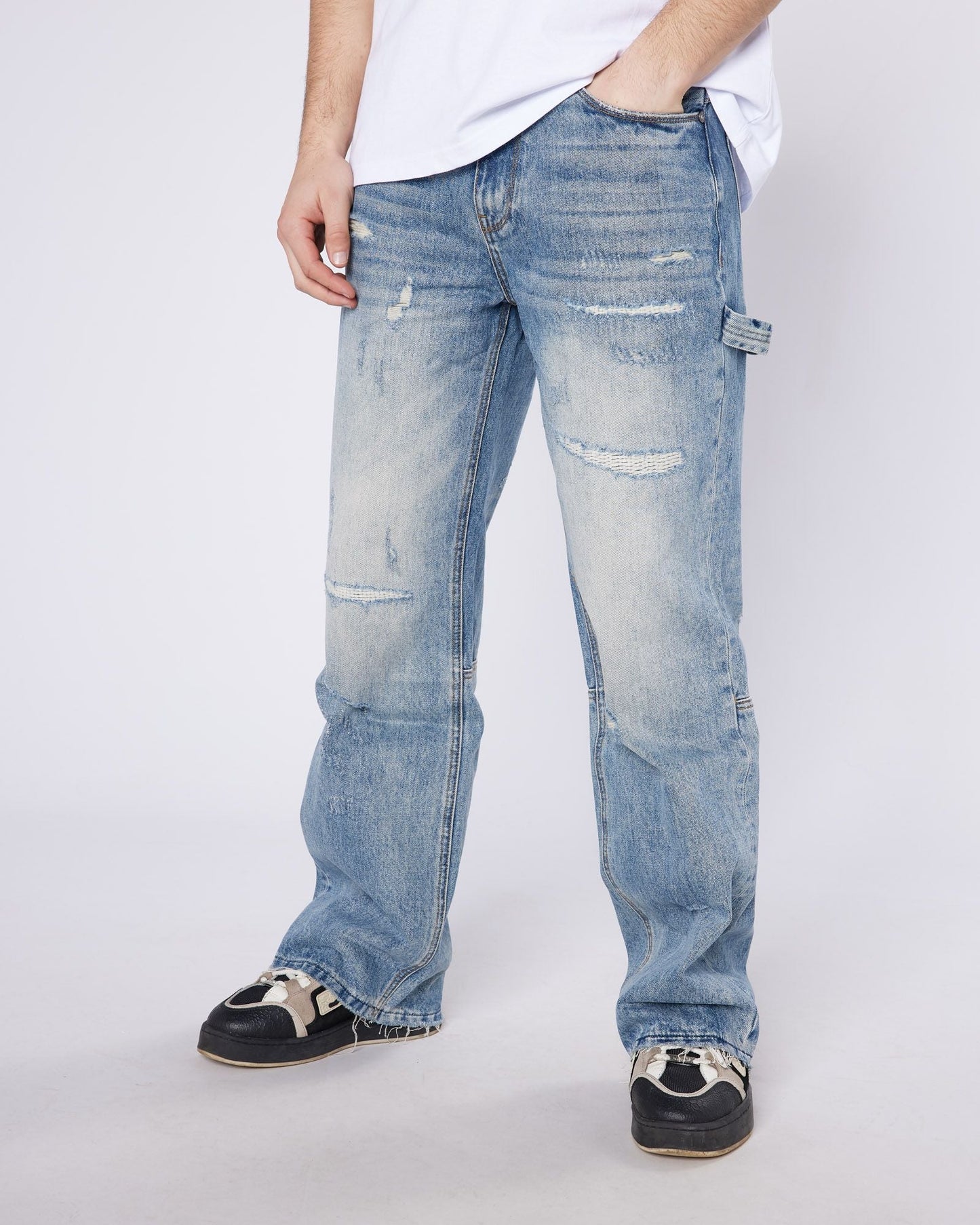 Mercier Stressed Relaxed Hammer Jeans