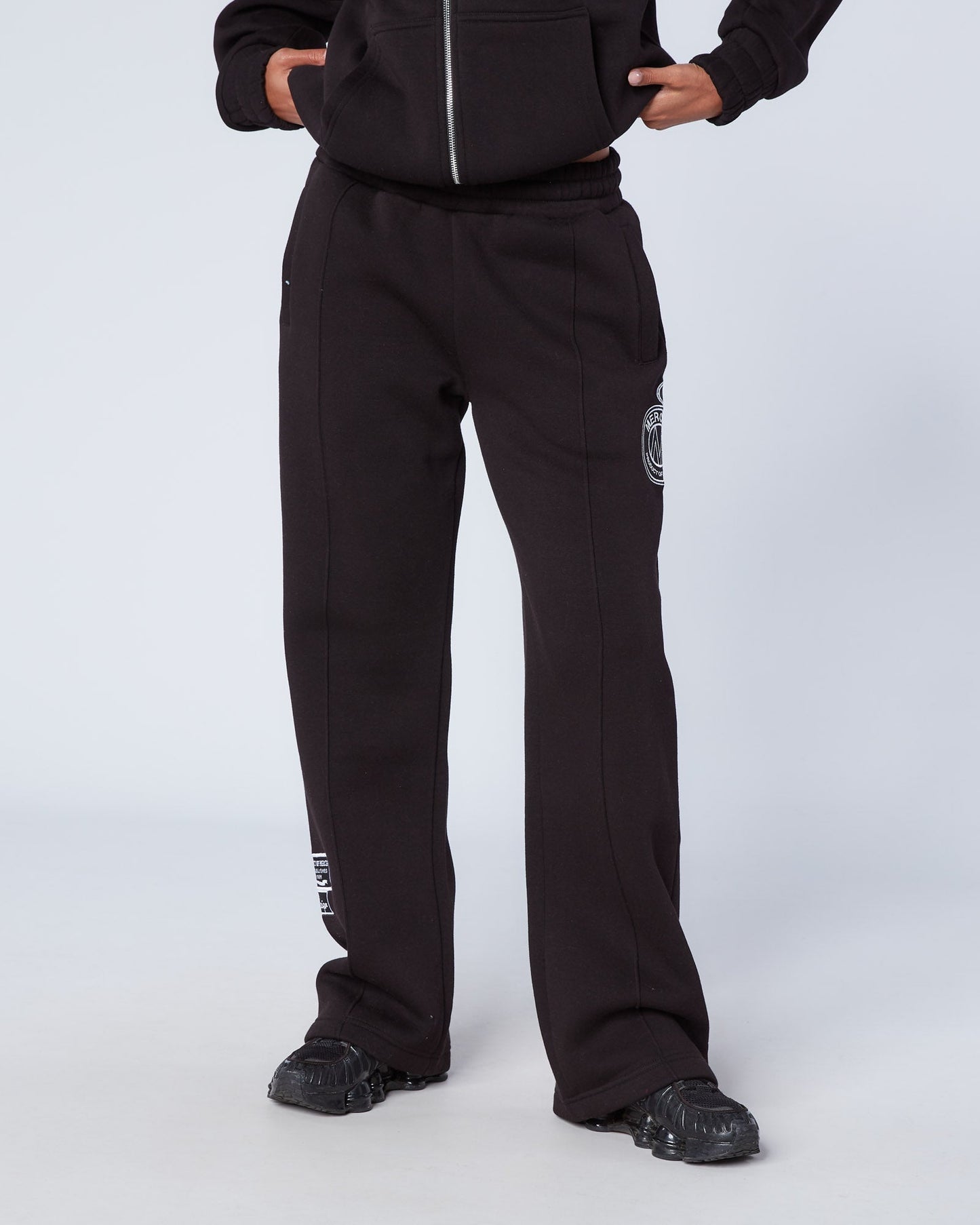 Mercier Women's Black Mono Badge Balloon Joggers