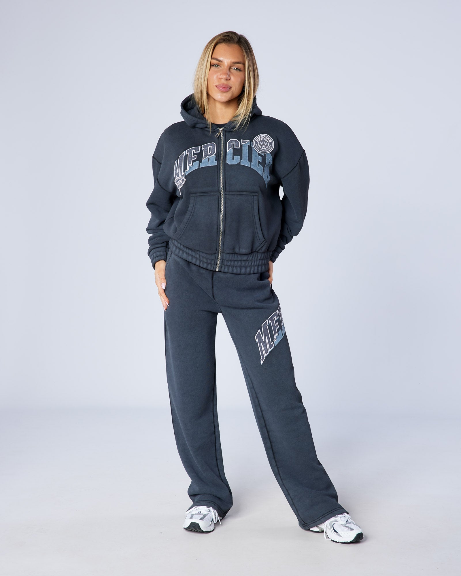 Mercier Women's Charcoal Shatter Hood