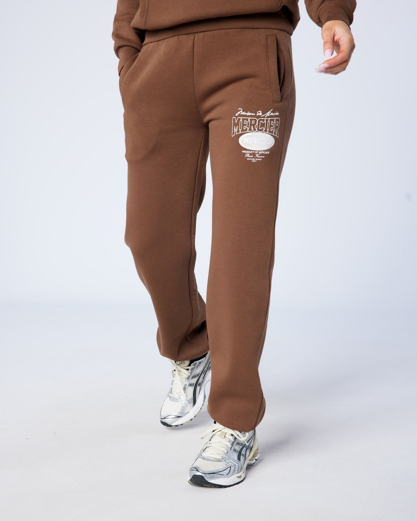 Mercier Women's Chocolate Multi Tour Joggers